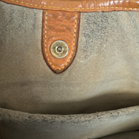 Louis Vuitton Galliera PM - Picture 12 of 13